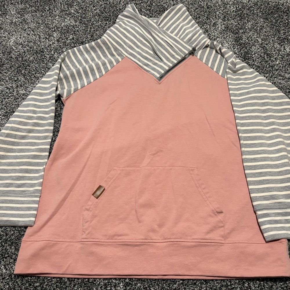 Maurice’s Striped Pink and Gray womans sweatshirt size large